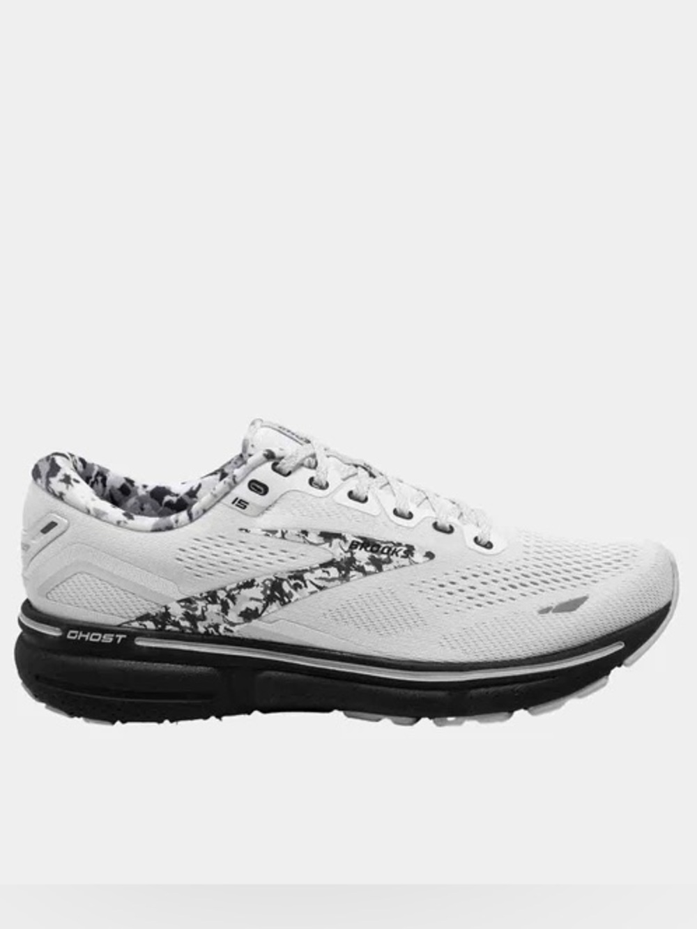 BROOKS Ghost 15-Women’s size 7.5